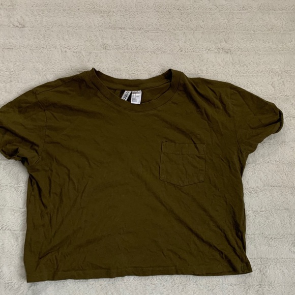 H&M Cropped Tee - Picture 1 of 3
